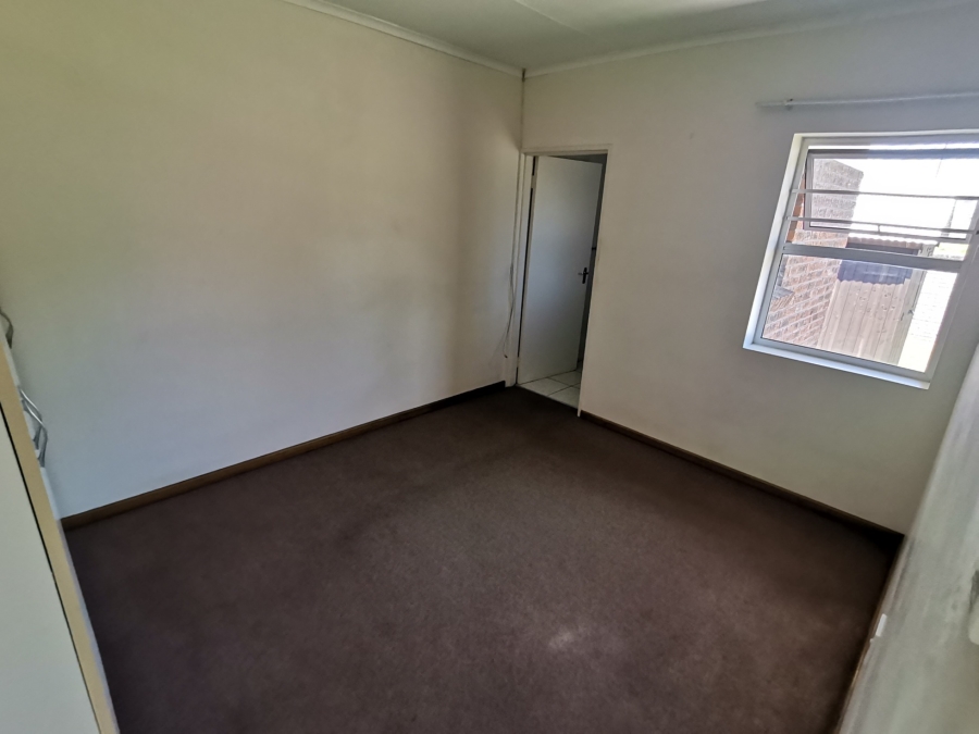 To Let 2 Bedroom Property for Rent in Cambridge Eastern Cape